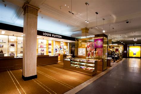 louis vuitton stores list